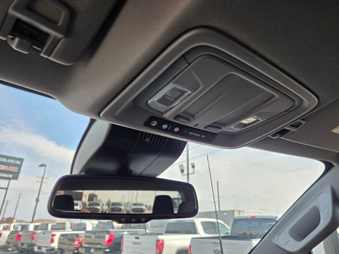 Used 2024 Chevrolet Silverado 2500 Custom w/ Custom Value Package image 20