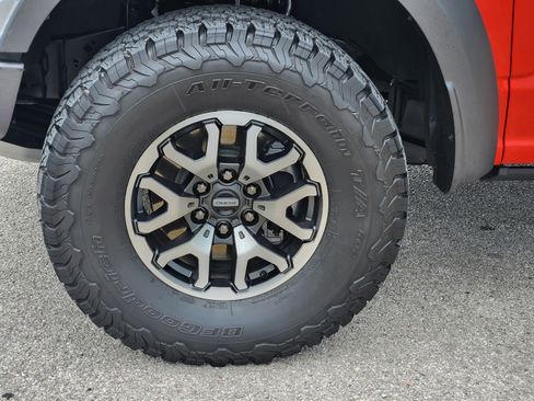 Used 2021 Ford F150 Raptor w/ Equipment Group 801A High AWD/4WD image 31