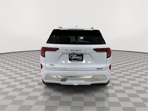 New 2026 GMC Terrain Denali w/ LPO, Floor Liner Package image 9