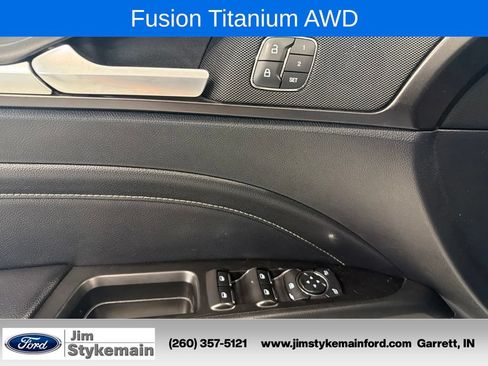 Used 2020 Ford Fusion Titanium AWD/4WD image 17