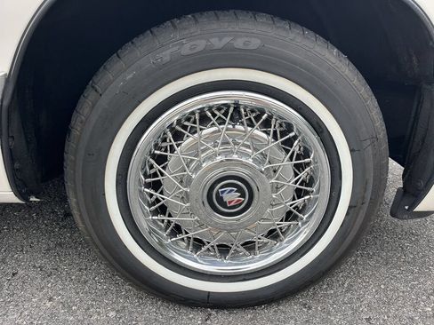Used 1992 Buick Roadmaster Sedan RWD image 24