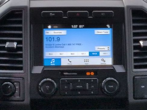 Certified 2019 Ford F250 XL w/ STX Appearance Package AWD/4WD image 18