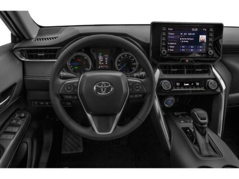 Used 2021 Toyota Venza LE w/ Carpet Mat Package (TMS) AWD/4WD image 7