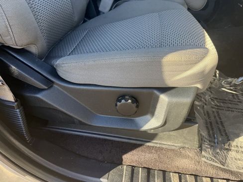 Used 2015 Ford F150 XLT w/ Equipment Group 301A Mid image 41