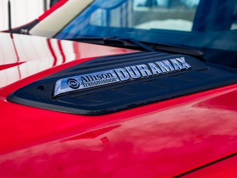 Used 2025 Chevrolet Silverado 2500 LT image 10