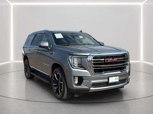 Used 2023 GMC Yukon SLT w/ SLT Luxury Package RWD image 10