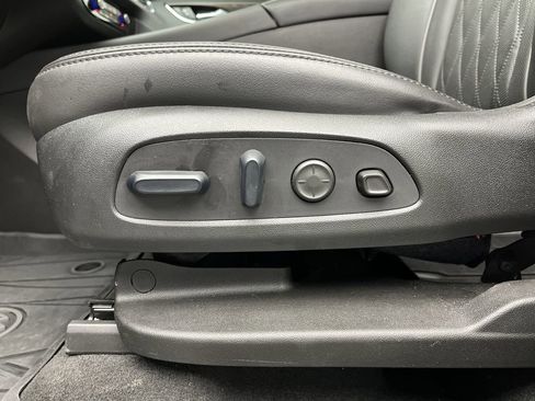 Certified 2024 Buick Enclave Avenir w/ Trailering Package, 5000 lbs. AWD/4WD image 13