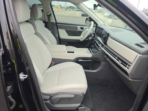 Used 2026 Hyundai Santa Fe SEL FWD image 16