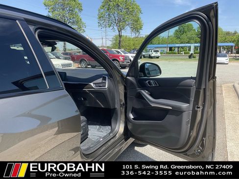 Used 2023 BMW X5 xDrive45e w/ Executive Package AWD/4WD image 22