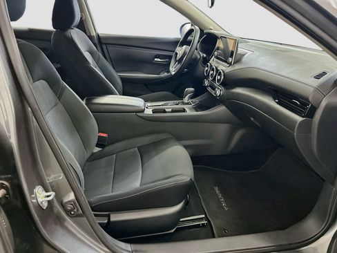 Used 2025 Nissan Sentra SV FWD image 31
