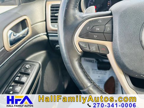 Used 2015 Jeep Grand Cherokee Limited w/ Luxury Group II image 13