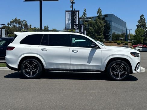 Certified 2025 Mercedes-Benz GLS 450 4MATIC image 2