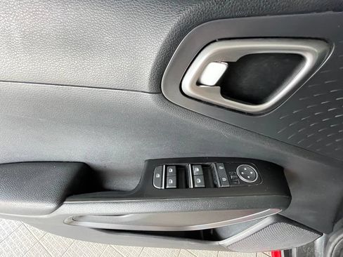 Used 2021 Kia Soul GT-Line FWD image 10