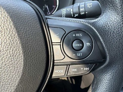 Used 2024 Toyota RAV4 XLE image 25