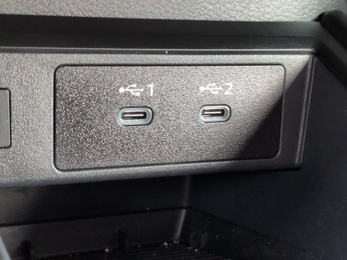 Used 2026 Nissan Kicks SR FWD image 20