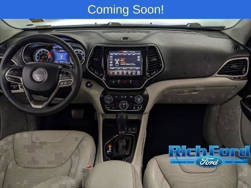 Used 2021 Jeep Cherokee Limited w/ Elite Package FWD image 7