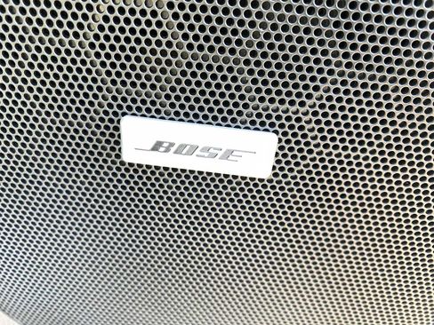 Used 2023 Chevrolet Traverse Premier w/ Redline Edition image 38