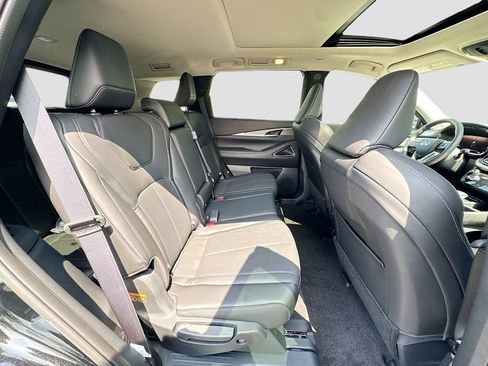 New 2027 INFINITI QX60 Luxe w/ Cargo Package FWD image 30