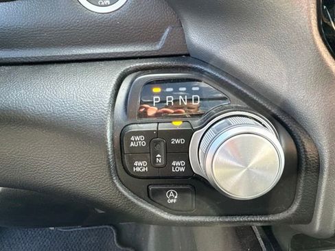 Used 2023 RAM 1500 Laramie AWD/4WD image 32