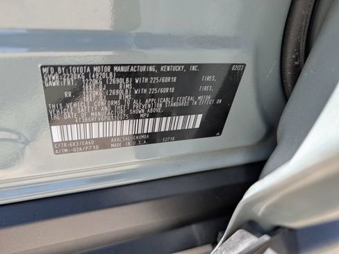 Used 2023 Toyota RAV4 XLE Premium AWD/4WD image 37