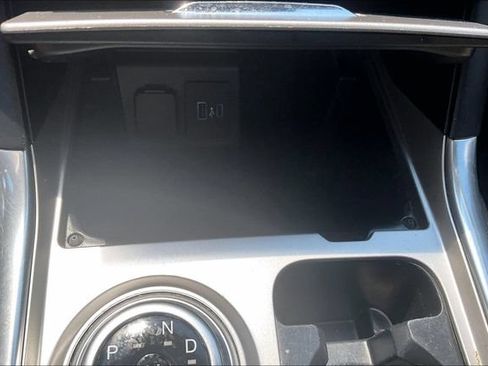 Used 2020 Ford Explorer Limited AWD/4WD image 30