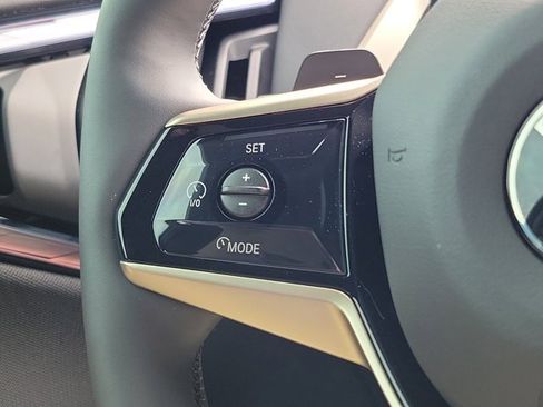 Used 2025 BMW X3 xDrive30i w/ Premium Package image 23