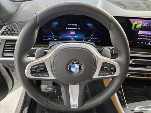 Used 2025 BMW X5 xDrive40i w/ M Sport Package image 18
