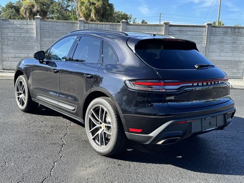 New 2025 Porsche Macan image 3