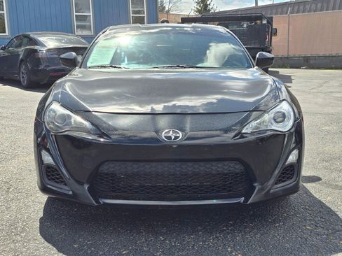 Used 2016 Scion FR-S RWD image 8