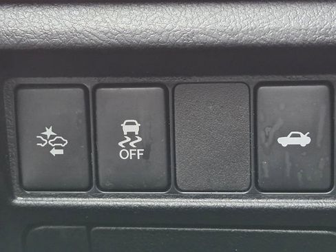Used 2017 Toyota Avalon XLE w/ Carpet Mat Package FWD image 15