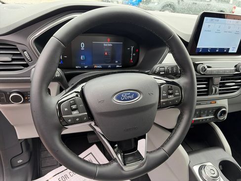 Used 2026 Ford Escape Active w/ Cold Weather Package AWD/4WD image 18