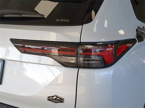 New 2025 Mitsubishi Outlander Trail Edition image 10