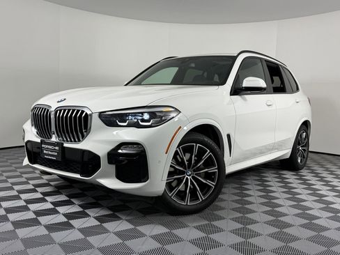 Used 2019 BMW X5 xDrive40i w/ M Sport Package image 1
