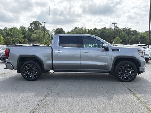 Used 2023 GMC Sierra 1500 Denali w/ Technology Package AWD/4WD image 6