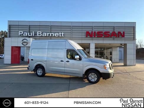 Used 2016 Nissan NV 2500 SV w/ Technology Package image 4