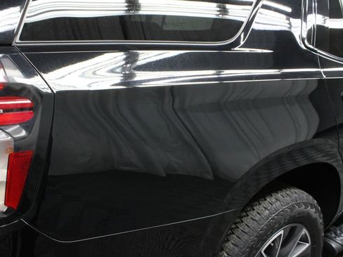 Used 2021 Chevrolet Tahoe Z71 AWD/4WD image 33