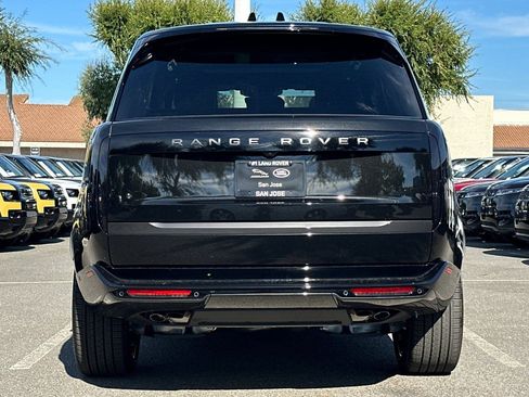 New 2026 Land Rover Range Rover Long Wheelbase SE AWD/4WD image 9