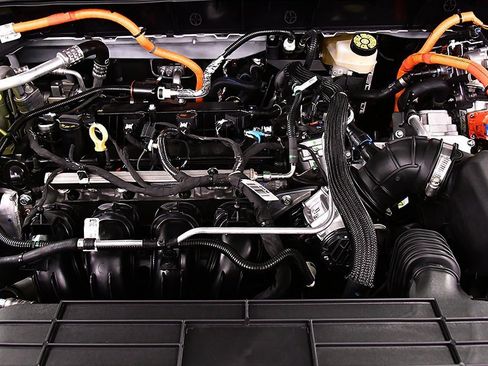 New 2025 Ford Escape SE w/ PHEV Premium Package image 33