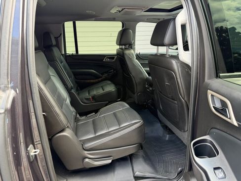 Used 2016 GMC Yukon XL Denali w/ Open Road Package AWD/4WD image 34