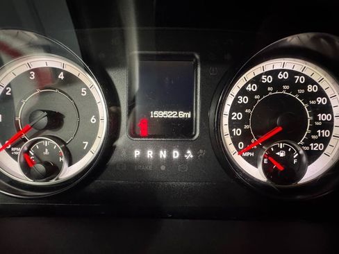 Used 2017 RAM 1500 Classic SLT AWD/4WD image 14
