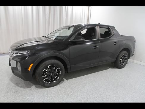 Certified 2024 Hyundai Santa Cruz SEL FWD image 3