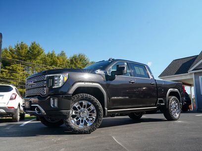 Used 2022 GMC Sierra 2500 Denali w/ Denali Black Diamond Edition