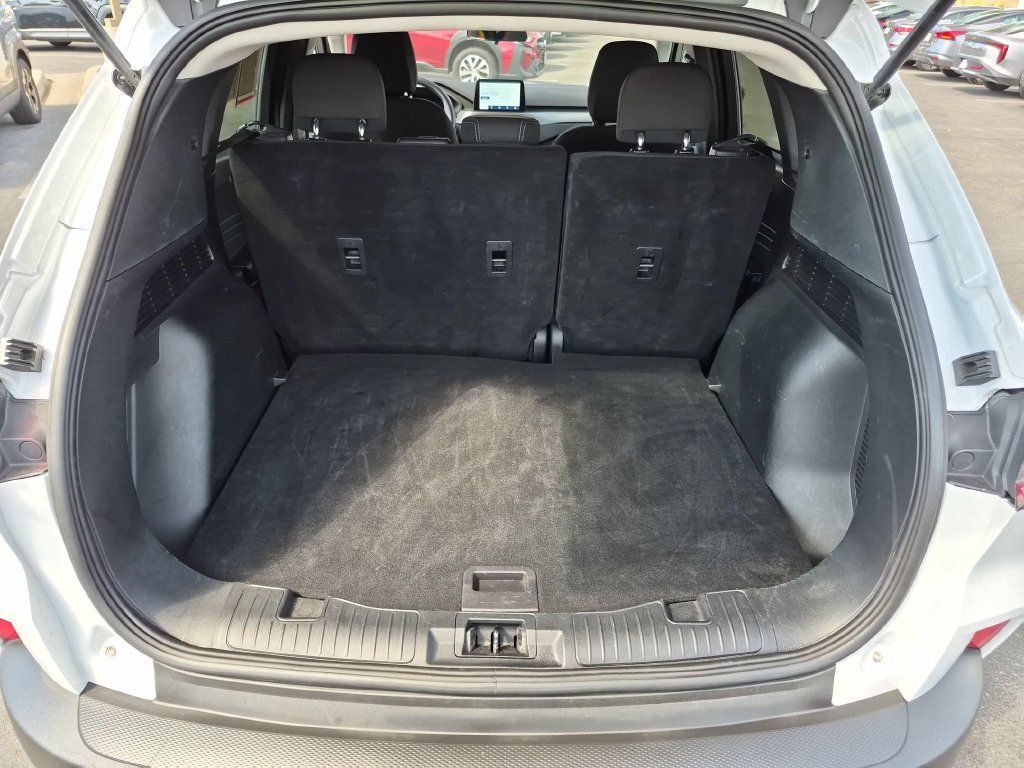 Used 2025 Ford Escape Active AWD/4WD image 29