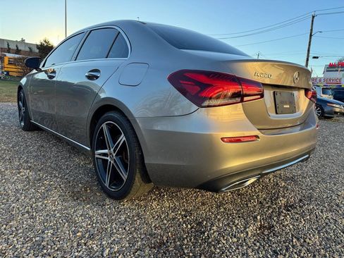 Used 2019 Mercedes-Benz A 220 4MATIC image 3