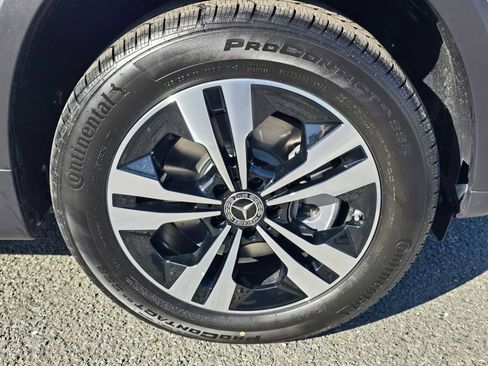 New 2026 Mercedes-Benz GLB 250 image 9