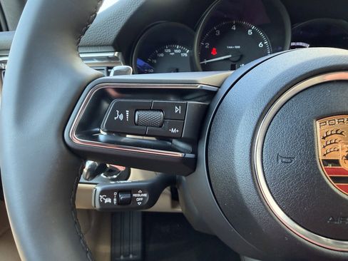 New 2026 Porsche Macan image 33