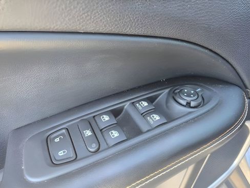 Used 2019 Jeep Compass Latitude image 25