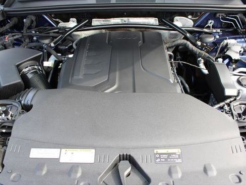 Certified 2025 Audi Q5 Premium Plus w/ Premium Plus image 39