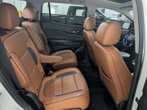 Used 2020 GMC Acadia AT4 w/ GMC Pro Grade Package AWD/4WD image 11