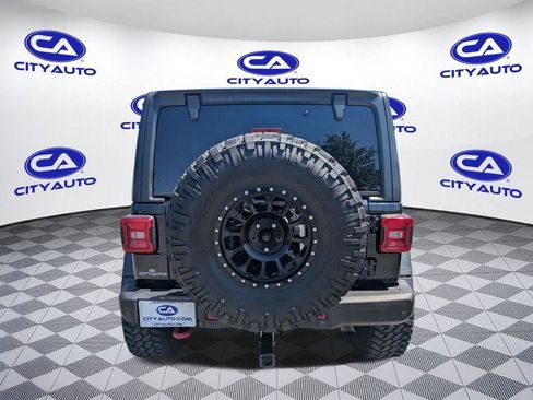 Used 2018 Jeep Wrangler Unlimited Rubicon image 9